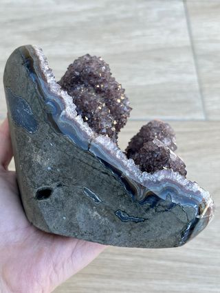 Drusa Amatista con Estalactita