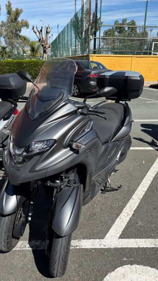 Yamaha Tricity 300 Gris