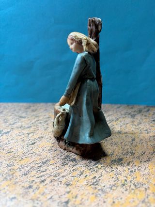Figura Belén mujer pozo cántaro
