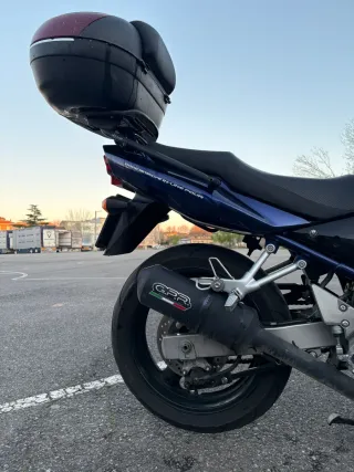 Suzuki Bandit S Azul