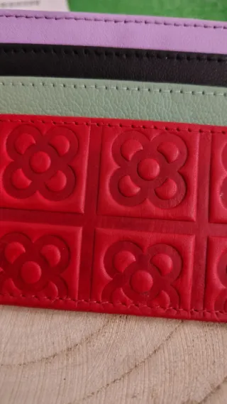 Tarjetero de piel diseño Panot de Seruka