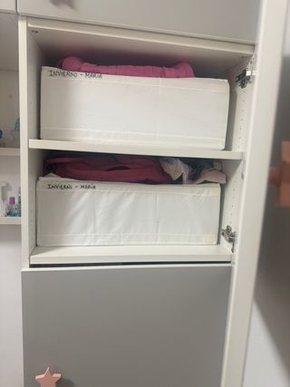 Armario PLATSA gris y blanco IKEA