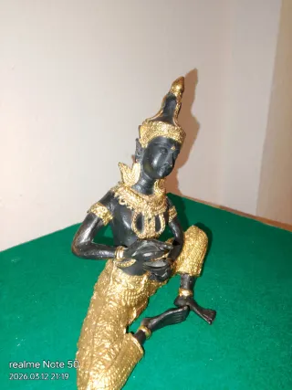 Figura bronce 17cm sentado