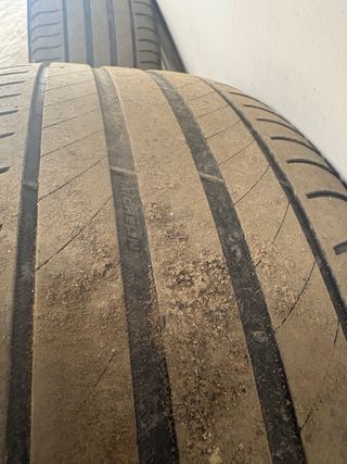 Llantas Ford 17 pulgadas 5 tornillos