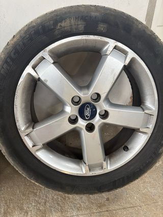 Llantas Ford 17 pulgadas 5 tornillos