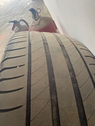 Llantas Ford 17 pulgadas 5 tornillos