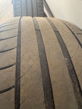 Llantas Ford 17 pulgadas 5 tornillos