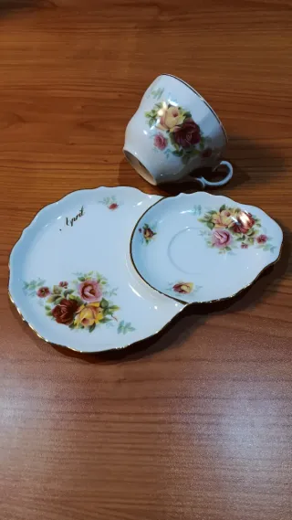 Tazza e piattino April Royal Month Michelotto