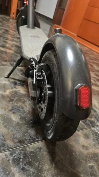 Patinete Eléctrico Xiaomi R9 + Cargador