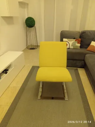 Butaca de salón moderna