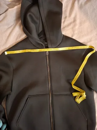 Sudadera con capucha Pull&Bear negra