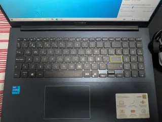 Portátil ASUS VivoBook 15 Gris Oscuro