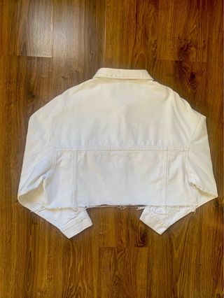 Chaqueta Cropped Oversize Denim Bershka Blanca L