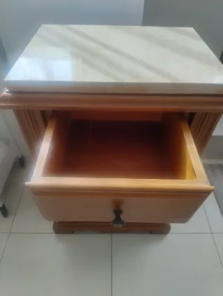 Mesa madera y mármol