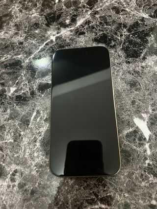 iPhone 15 Pro Batería 87%