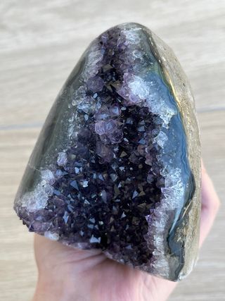 Drusa Amatista con Estalactita