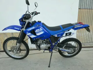 Yamaha DT 125 RE
