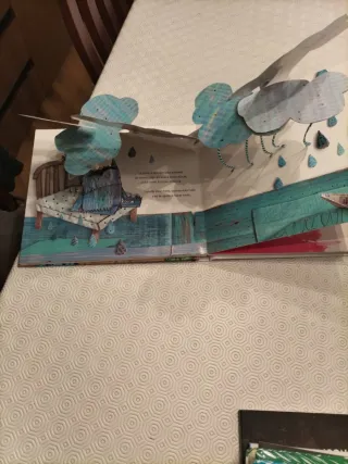 El Monstruo de Colores, un libro pop-up