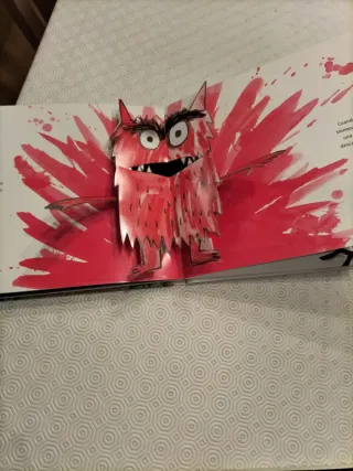 El Monstruo de Colores, un libro pop-up