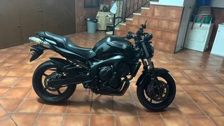 Yamaha FZ6 N Negra
