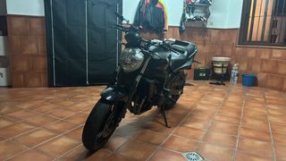 Yamaha FZ6 N Negra