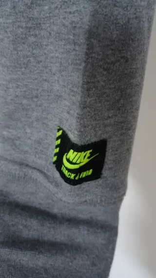 Felpa Nike NT/F Grigia con Zip