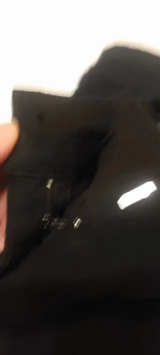 Confezione di due pantaloni Zara blu navy e nero