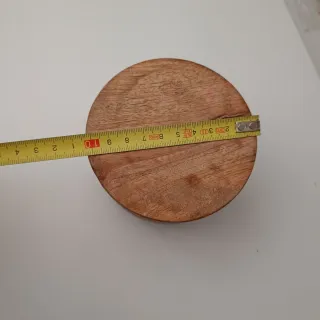 Caja redonda de madera o joyero