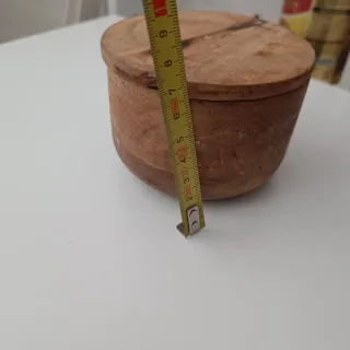 Caja redonda de madera o joyero