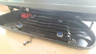 Baca y cofre para coche marca Norauto Bermude 300