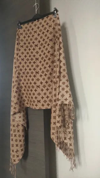 Sciarpa Beige/Marrone con Frange