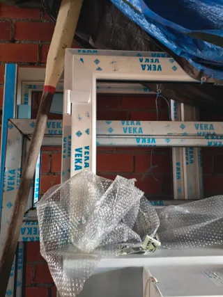 Ventanas PVC con persianas eléctricas