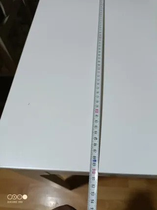 Mesa de salón blanca extensible