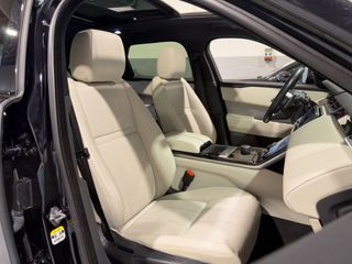 Land Rover Range Rover Velar 2.0 D180 132kW R-Dynamic SE 4WD Auto