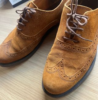 Zapatos de ante camel