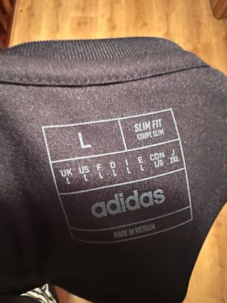 Lote 2 Camisetas Nike y Adidas