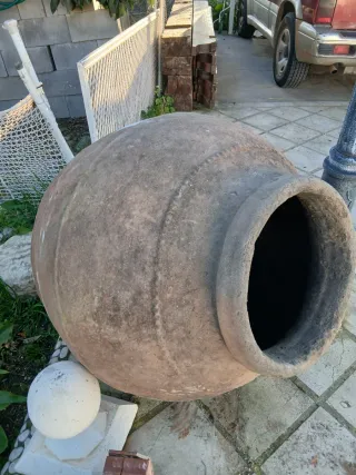 Tinaja de barro antigua (1880-1940). Tengo dos.