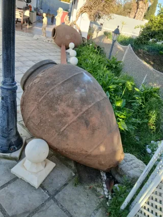 Tinaja de barro antigua (1880-1940). Tengo dos.