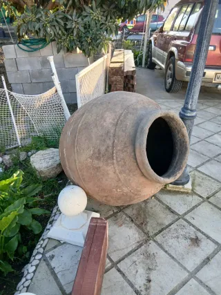 Tinaja de barro antigua (1880-1940). Tengo dos.