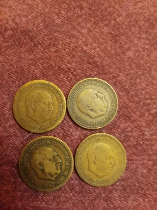 4 Monedas 1 Peseta Franco 1947