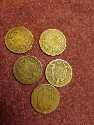4 Monedas 1 Peseta Franco 1947