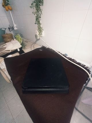 Consola Sony PS4 Negra