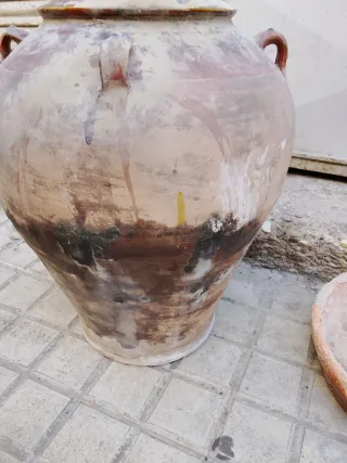 Vasija grande de cerámica