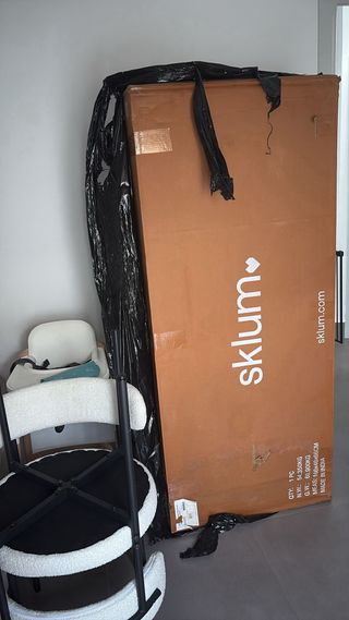 En LA CAJA sin abrir.Aparador Sklum Madera