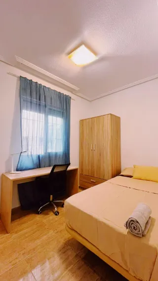 Se vende piso bajo en la ñora