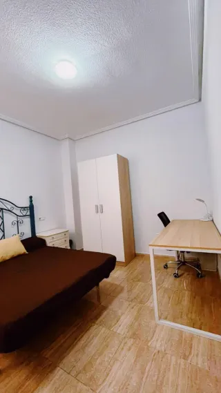Se vende piso bajo en la ñora