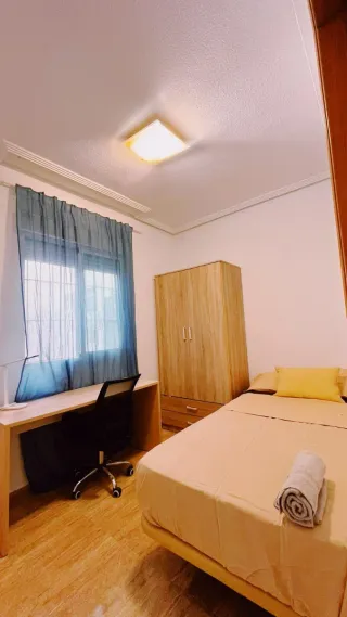 Se vende piso bajo en la ñora