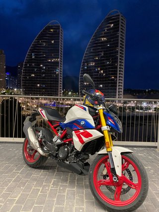 BMW G 310 R