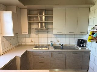 Cucina angolare con penisola+elettrodomestici