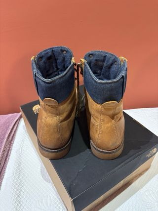 Botas Panama Jack Marrones y Azules